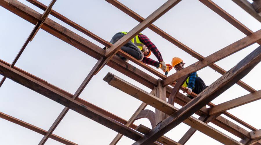 Expert new roof installation services in Miranda, CA